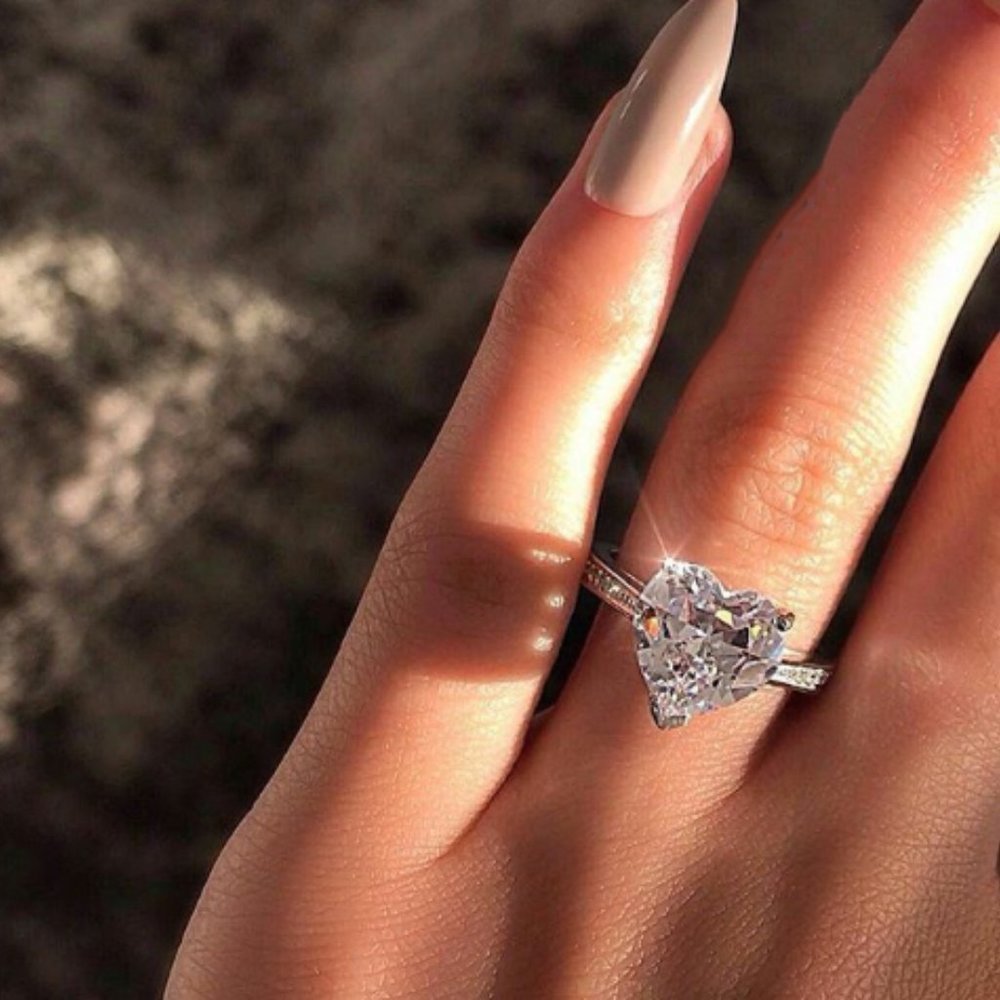 ๐ HEART Love Crystal Ring ๐ - Picture 3 of 4